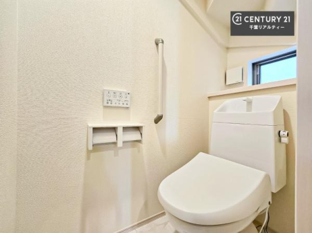 �g�C�� �������̂���F���̂���􂢂ł��I
����₩�ŃX�b�L�������Ԃł��I������ꂪ���₷���g�C���ł��I