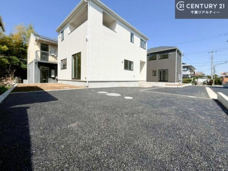 �O�ʓ��H�܂ތ��n�ʐ^ ���ӊ���A���q�l�̂���]�ɍ������������ꏏ�ɂ��ē���v���܂��B�Z��[���A�h�o�C�U�[�ɂ�邲���k������܂��B���Ђ͂��₢���킹�ɑ��Ή����܂��I���҂������܂���I