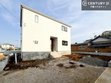 ���ԏ� ���ԃX�y�[�X��2�䕪����܂��I�Z�J���h�J�[�͂������A�o�C�N�⎩�]�ԂȂǂ��u���ꏊ�ɍ���܂���B