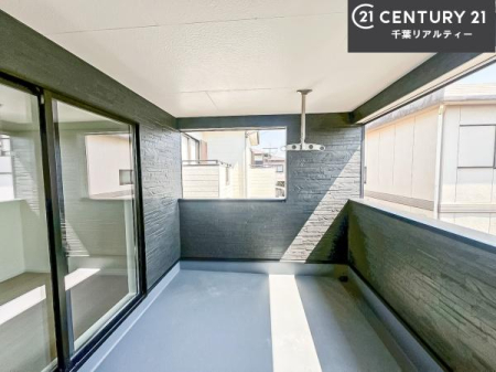 �o���R�j�[ �z������ǍD�ȃo���R�j�[�ł��I���ꂽ���ɂ͐�������n����J���I�Ȏ��Ԃ��y���߂܂��B