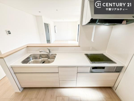 �L�b�`�� ���[�X�y�[�X���L�x�ŁA�����X�y�[�X���X�b�L���ƕЕt���Ђ�`�����p�ł��܂��I
���K�ɍ�Ƃ��ł��܂��I�����̗���������܂��I