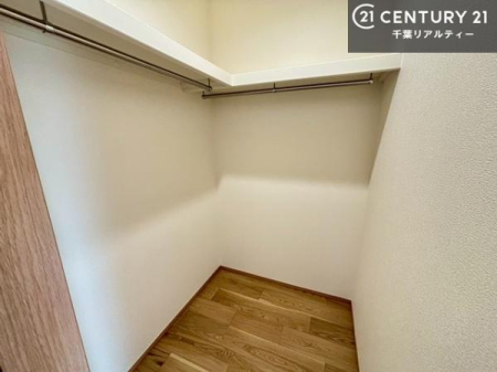 ���[ �E�H�[�N�C���N���[�[�b�g�t���ł��B��������̂��m���Ȃǂ����[���Ă��������ł��ˁI���ɂ���@�������ȂǋG�ߕ��̑傫�ȉƓd�����[�ł��܂��I