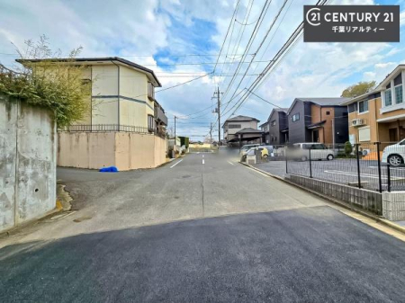 �O�ʓ��H�܂ތ��n�ʐ^ ���ӊ���A���q�l�̂���]�ɍ������������ꏏ�ɂ��ē���v���܂��B�Z��[���A�h�o�C�U�[�ɂ�邲���k������܂��B���Ђ͂��₢���킹�ɑ��Ή����܂��I���҂������܂���I