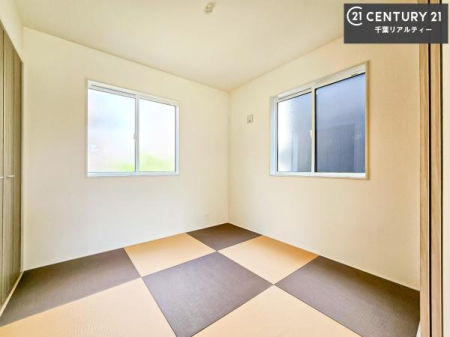 �a�� �^�^�~�̍��肪���炬��^����A�����b�N�X��ԁB�����傫���J�����̂���a���ƂȂ��Ă���܂��B���{�l�̐S������u�a�v�̋�ԁB