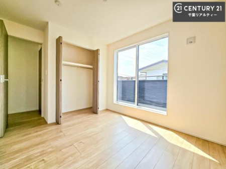 �m�� �o���R�j�[�ɖʂ��Ă���m���ł��B���邭�����肪����A���C����������ł��܂��I