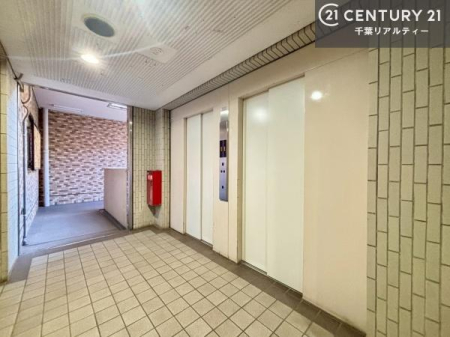 ���̑����p�� �G���x�[�^�[������A���K�ŃX���[�Y�Ȉړ��������B
���������A��₨���̓����A�X�g���X�Ȃ��������֌������܂��B