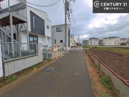 �O�ʓ��H�܂ތ��n�ʐ^ ���ӊ���A���q�l�̂���]�ɍ������������ꏏ�ɂ��ē���v���܂��B�Z��[���A�h�o�C�U�[�ɂ�邲���k������܂��B���Ђ͂��₢���킹�ɑ��Ή����܂��I���҂������܂���I