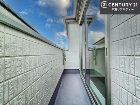 �o���R�j�[ �z������̗ǂ��o���R�j�[�ŁA�����󕨂��悭���������ł��ˁI
���V�C�̗ǂ����ɂ̓o���R�j�[�֏o�ă��t���b�V������̂��C�����悳�����ł��B