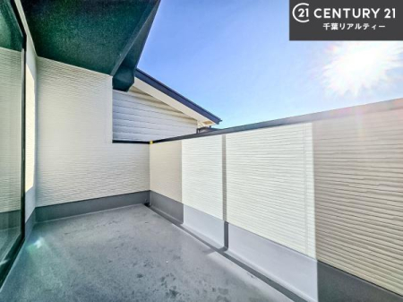 �o���R�j�[ �z������̗ǂ��o���R�j�[�ŁA�����󕨂��悭���������ł��ˁI
���V�C�̗ǂ����ɂ̓o���R�j�[�֏o�ă��t���b�V������̂��C�����悳�����ł��B