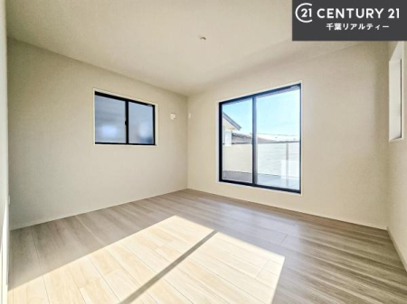 �m�� �o���R�j�[�ɖʂ��Ă���m���ł��B���邭�����肪����A���C����������ł��܂��I