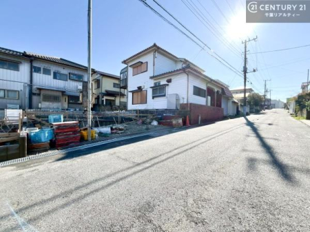 �O�ʓ��H�܂ތ��n�ʐ^ ���ӊ���A���q�l�̂���]�ɍ������������ꏏ�ɂ��ē���v���܂��B�Z��[���A�h�o�C�U�[�ɂ�邲���k������܂��B���Ђ͂��₢���킹�ɑ��Ή����܂��I���҂������܂���I