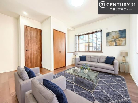 ���r���O �Ƌ��CG�p�[�X�ł��B�S�n�ǂ����r���O�͉Ƒ������R�ƏW�܂�܂��B�Ƒ��c�R�̎��Ԃ����������ł��B���Ƒ��ƁA����w�[���������Ԃ��߂��������ł��ˁB