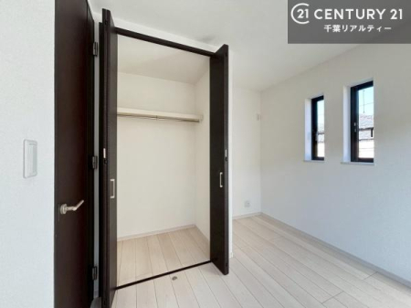 �q������ ���[�X�y�[�X����������m�ۂ���Ă��邽�߁A���������w�p�i���T�b�ƕЕt���A���ł��X�b�L���B
�Y��ȋ�Ԃ��ۂĂ܂��I