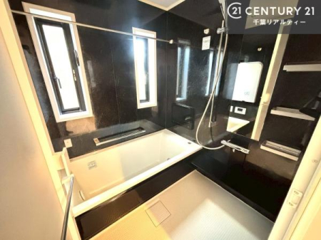 ���� �������������l�̕��͋C�̃o�X���[���́A�����o�Ă��ăo�X�^�C�����[���I
���d���撣���Ă��邲�J���ɂ��D�݂̓����̓����܂����āA�y����ł݂Ă͂������ł��傤���H