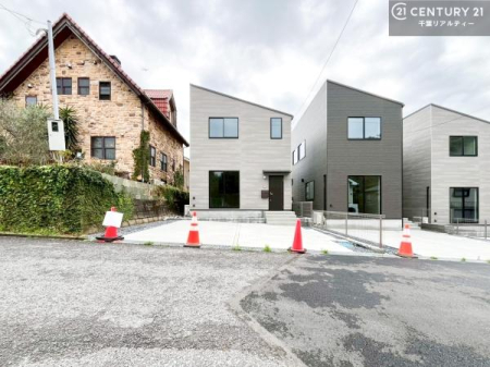 �O�ʓ��H�܂ތ��n�ʐ^ �����̂����������������Ă���܂��I�X�ܒ��ԏꊮ�������q���܂��y�����߂�����L�b�Y�X�y�[�X����!
���Ђ��Ƒ�������Ă��C�y�ɂ��z�����������I