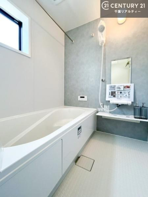 ���d�l�ʐ^(�����j 1���̔�����������Ɩ����Ă���闁���ł��B
�������̑f�G�ȃ����N�[�[�V�����ꏊ�ł��ˁB�i���d�l�j