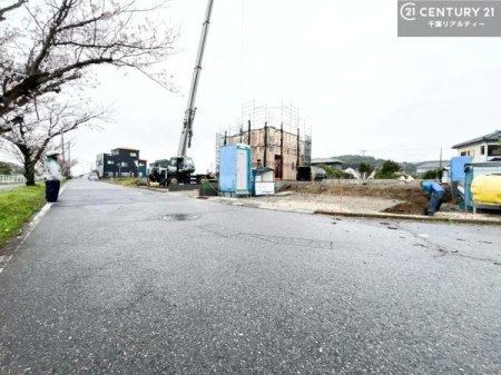 �O�ʓ��H�܂ތ��n�ʐ^ ���������������T���R�c�B���������������T���|�C���g�B�K���Ȃ��Z�܂��Ƃ̏o��̂���`����v���܂��I
���ł����C�y�ɂ��⍇���������B