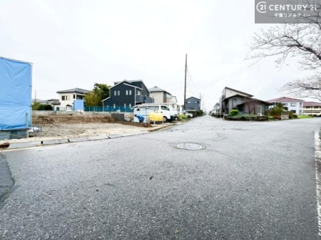 �O�ʓ��H�܂ތ��n�ʐ^ ���ӊ���A���q�l�̂���]�ɍ������������ꏏ�ɂ��ē���v���܂��B�Z��[���A�h�o�C�U�[�ɂ�邲���k������܂��B���Ђ͂��₢���킹�ɑ��Ή����܂��I���҂������܂���I