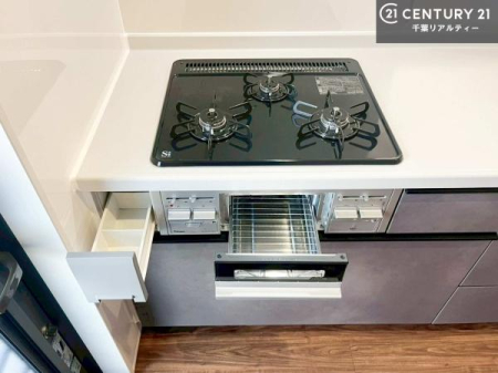 �L�b�`�� �R�����͎O������̂ł������̓����i�s���ł��܂��B
�������O�����t���ł��B�����X�y�[�X���L�X���Ă���׍�Ƃ����₷���I�g�����肪�ǂ��V�X�e���L�b�`���ł��I