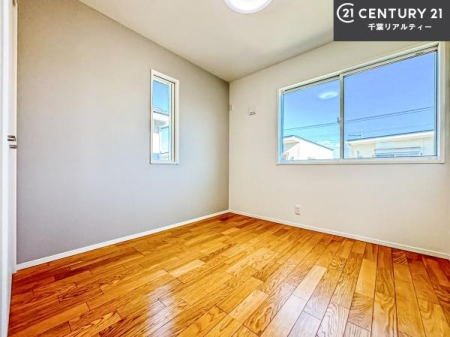 �q������ �|���o�������Ȃ��������́A���q�l�̂������Ƃ��Ă����S�ł��I
���[�X�y�[�X���[�����Ă���̂ŎU�炩�������������T�b�ƕЕt�����܂��I