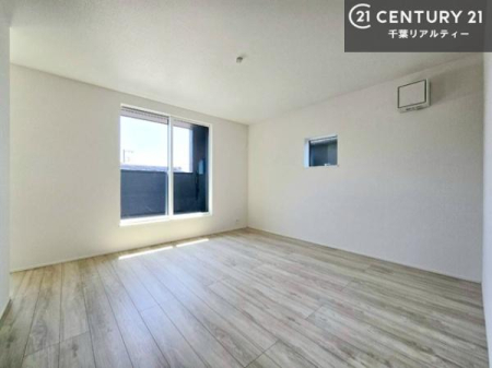 �m�� �o���R�j�[�ɖʂ��Ă���m���ł��B���邭�����肪����A���C����������ł��܂��I