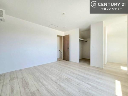 ���r���O�ȊO�̋��� ���[���������肠��̂ŉƋ�̔z�u�����₷���A���C�t�X�^�C���ɍ��킹����������肪�\�ł��B