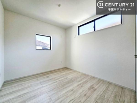 �q������ �V���v���Ƀf�U�C������Ă��邽�߁A�Ƌ��I�т܂���I
���C�ɓ���̉Ƌ��u���Ă��낰���Ԃ���邱�Ƃ��ł��܂��B