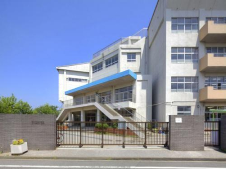 ���ӊ� �y���w�Z�z�s��s���K���w�Z�F400m