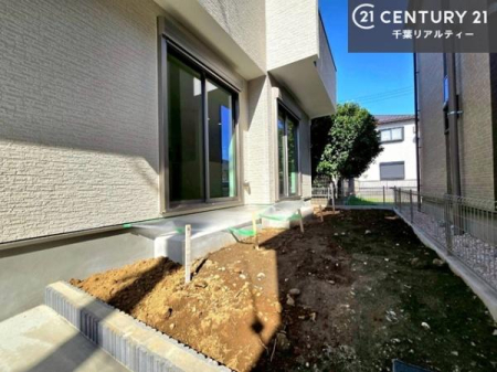 �� ������Ƃ�������X�؁[�X���t���Ă��܂��I�K�[�f�j���O���y���߂����ł��ˁB