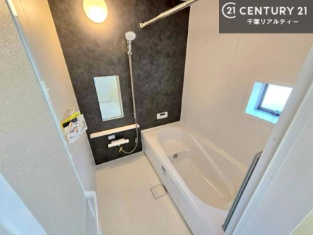 ���� 1���̔�����������Ɩ����Ă���闁���ł��B
�������̑f�G�ȃ����N�[�[�V�����ꏊ�ł��I