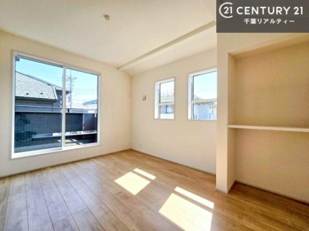 �m�� �V���v���Ƀf�U�C������Ă��邽�߁A�Ƌ��I�т܂���I
���C�ɓ���̉Ƌ��u���Ă��낰���Ԃ���邱�Ƃ��ł��܂��B