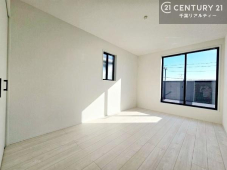 �Q�� �D���������������ޗm���́A���̖ڊo�߂��C�������ǂ������ł��ˁB���������Ԃ��������Ɖ߂������Ƃ��ł��܂��B�D�����F�����̃t���[�����O���ǂ�ȉƋ�ɂ��}�b�`���܂��I