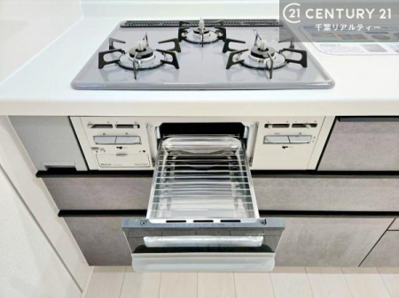 �L�b�`�� �R�����͎O������̂ł������̓����i�s���ł��܂��B
�������O�����t���ł��B�����X�y�[�X���L�X���Ă���׍�Ƃ����₷���I�g�����肪�ǂ��V�X�e���L�b�`���ł��I