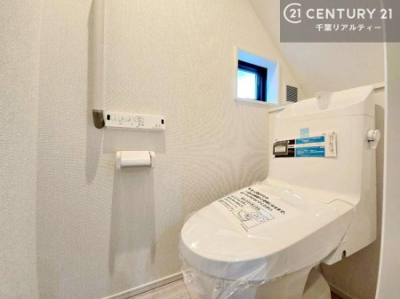 �g�C�� �������֍��ɂ��A�~��͕֍����g�����ł���̂ŗ₽���֍��ɍ��炸�ɍςފ������d�l�ł��I�V���v���ȃJ���[����Ƃ��Ă���̂ŁA������ꂪ���₷���ł��B