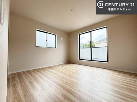 �m�� 2�ʍ̌����m�ۂ������邢�����́A���ʂ����ǂ��A���邭��ϋ��S�n�̗ǂ���ԂƂȂ��Ă���܂��B�����b�N�X���ĉ߂�����S�n�̗ǂ��������ł��I���̖ڊo�߂��X�b�L�����܂��ˁI