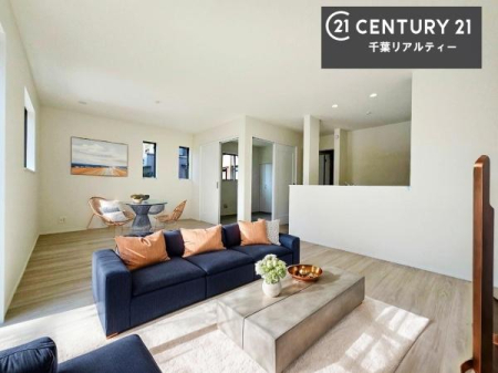 ���r���O �Ƌ��CG�p�[�X�ł��B�傫�ȑ����炽���Ղ�̗z���������閾�邢���r���O�B�J�����̂��郊�r���O�ŉƑ��c���̂��났�̎��Ԃ��߂����܂��I