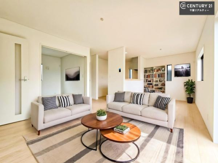 ���r���O �Ƌ��CG�p�[�X�ł��B�傫�ȑ����炽���Ղ�̗z���������閾�邢���r���O�B�J�����̂��郊�r���O�ŉƑ��c���̂��났�̎��Ԃ��߂����܂��I