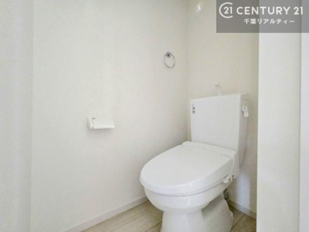 �g�C�� �������֍��ɂ��A�~��͕֍����g�����ł���̂ŗ₽���֍��ɍ��炸�ɍςފ������d�l�ł��I�V���v���ȃJ���[����Ƃ��Ă���̂ŁA������ꂪ���₷���ł��B
