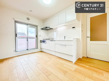 �L�b�`�� �Ǖt�L�b�`���́A�W�����č�ƂɎ��|����܂��I��Ƃ̓������N���N�I
�����̗��������肻���ł��ˁI���[�X�y�[�X���L�x�ŁA�����X�y�[�X���X�b�L���ƕЕt���Ђ�`�����p�ł��܂��I