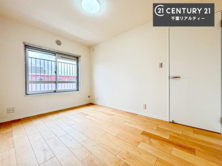 �m�� �V���v���Ƀf�U�C������Ă��邽�߁A�Ƌ��I�т܂���I
���C�ɓ���̉Ƌ��u���Ă��낰���Ԃ���邱�Ƃ��ł��܂��B