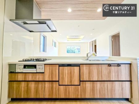 �L�b�`�� ���[�X�y�[�X���L�x�ŁA�����X�y�[�X���X�b�L���ƕЕt���Ђ�`�����p�ł��܂��I
���K�ɍ�Ƃ��ł��܂��I�����̗���������܂��I