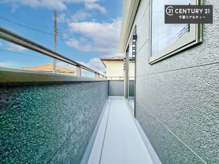 �o���R�j�[ �z������̗ǂ��o���R�j�[�ŁA�����󕨂��悭���������ł��ˁI
���V�C�̗ǂ����ɂ̓o���R�j�[�֏o�ă��t���b�V������̂��C�����悳�����ł��B