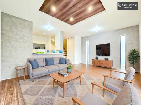 ���r���O �Ƌ��CG�p�[�X�ł��B�S�n�ǂ����r���O�͉Ƒ������R�ƏW�܂�܂��B�Ƒ��c�R�̎��Ԃ����������ł��B���Ƒ��ƁA����w�[���������Ԃ��߂��������ł��ˁB