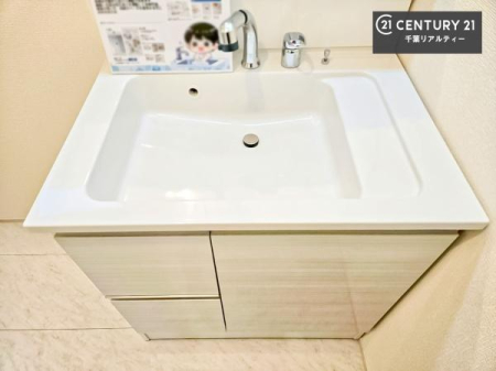 ���ʑ�E���ʏ� �[�����ʑ�{�E���́A�������˂ɂ����̂ł�����ꂪ�y�X�I���������ۂĂ܂��I
�L���C�Ȑ��ʏ��Ŏ��������̃��`�x�[�V�������オ��܂��ˁI