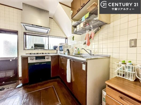 �L�b�`�� ��Ƃ����₷���V�X�e���L�b�`���ł��I���[����������t���Ă���̂ŁA�����X�y�[�X�ɕ���u���Ȃ��čςނ̂ŁA�L�X�g���āA���K�ɍ�Ƃ��ł��܂��I