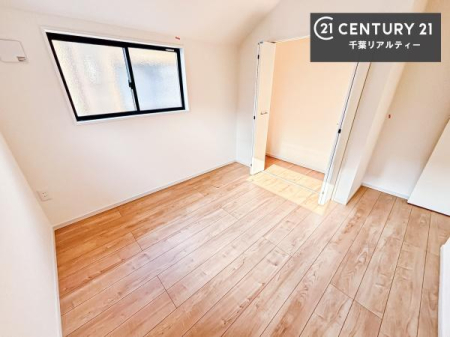 ���r���O�ȊO�̋��� �V���v���Ƀf�U�C������Ă��邽�߁A�Ƌ��I�т܂���I
���C�ɓ���̉Ƌ��u���Ă��낰���Ԃ���邱�Ƃ��ł��܂��B