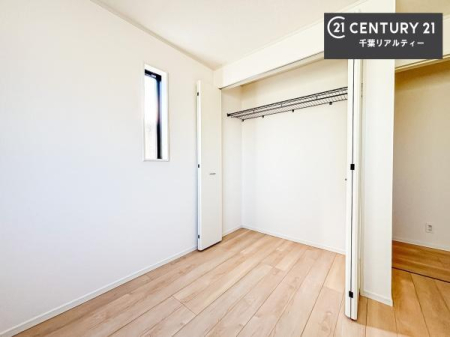 ���r���O�ȊO�̋��� �V���v���Ƀf�U�C������Ă��邽�߁A�Ƌ��I�т܂���I
���C�ɓ���̉Ƌ��u���Ă��낰���Ԃ���邱�Ƃ��ł��܂��B