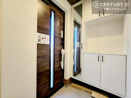 ���� ���֎��[���[�����Ă���̂ŁA���֎��肪�X�b�L���Еt�����q���ɌC�̒u����ɍ���܂���I