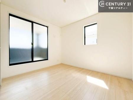 �m�� 2�ʍ̌����m�ۂ������邢�����́A���ʂ����ǂ��A���邭��ϋ��S�n�̗ǂ���ԂƂȂ��Ă���܂��B�����b�N�X���ĉ߂�����S�n�̗ǂ��������ł��I