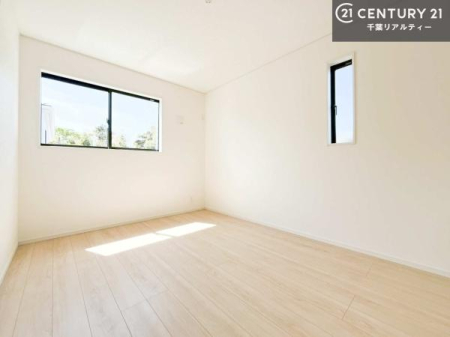 �q������ �|���o�������Ȃ��������́A���q�l�̂������Ƃ��Ă����S�ł��I
���[�X�y�[�X���[�����Ă���̂ŎU�炩�������������T�b�ƕЕt�����܂��I